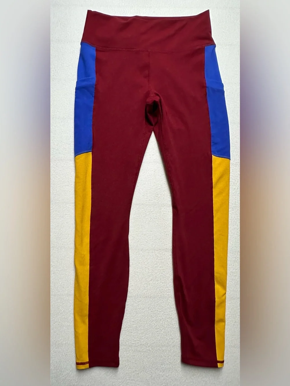 Fabletics On-The-Go PowerHold High Waisted Retro Colorblock Leggings Medium